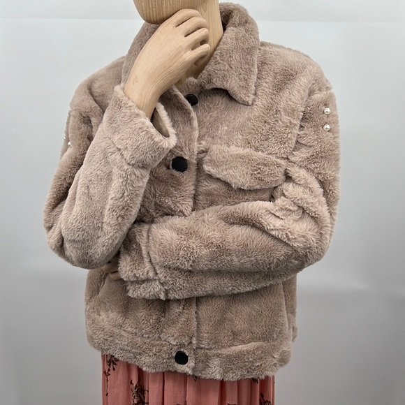 Mystree Jackets & Blazers - 🆕Buckle-Mystree Faux Fur Raw Edge Soft Bomber Jacket Jeweled Sleeves Pockets